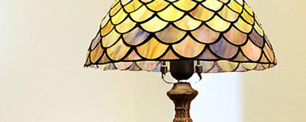 Lampe à écailles de poisson